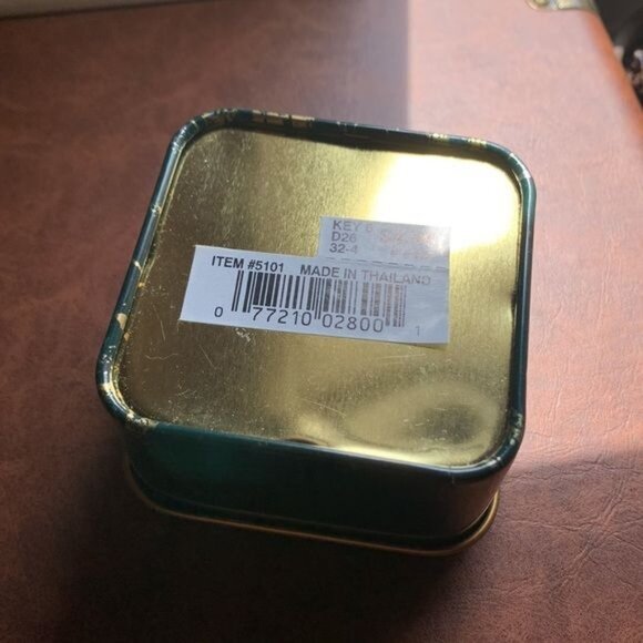 Vintage Christmas Pin Brooch Snowman‎ Ice  Skating Two Snowmen Winter Holiday - Picture 6 of 6